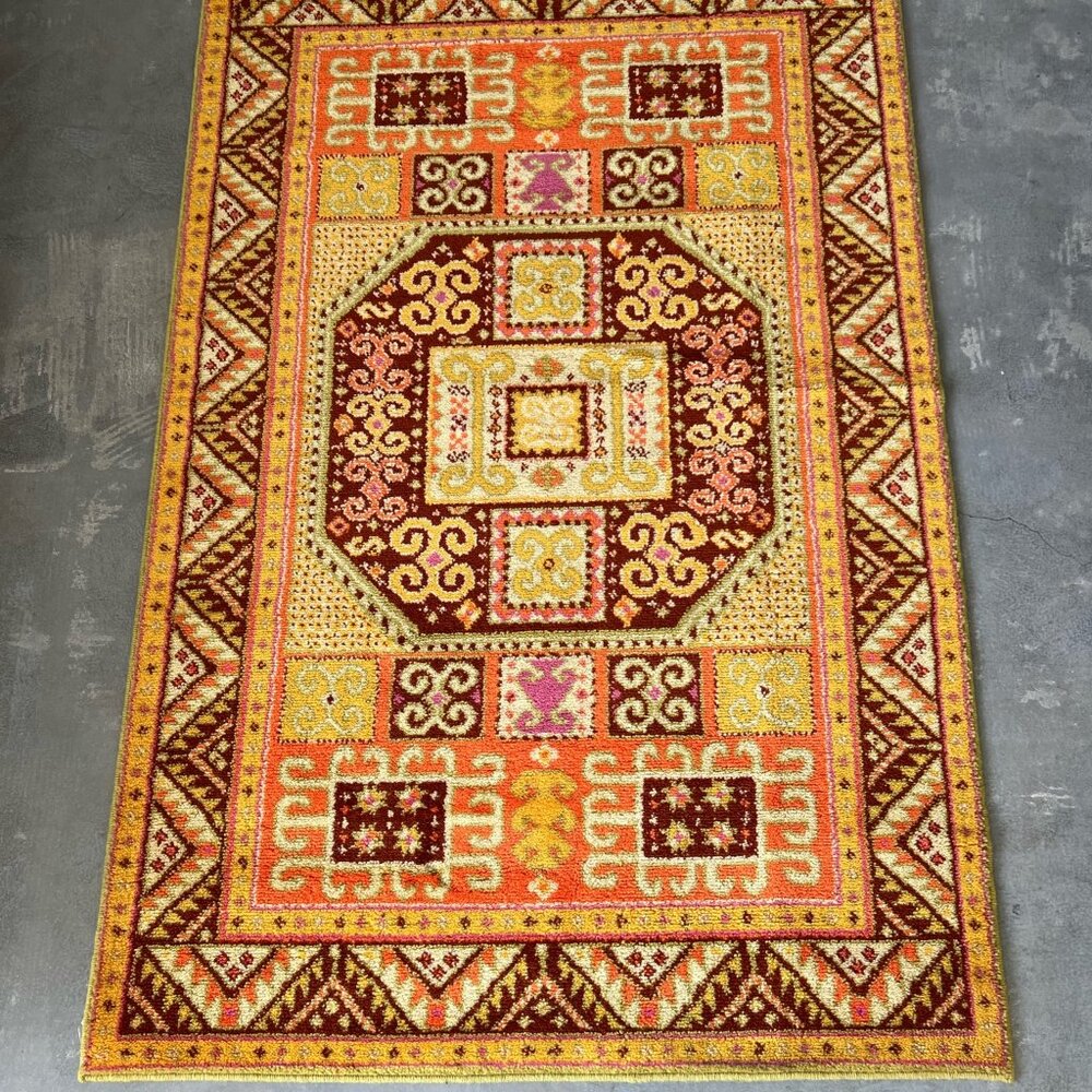 60s CASPIAN Octagon Loop Pile Wool UNUSED Mid Century Modern Caucasian Kazak Rug
